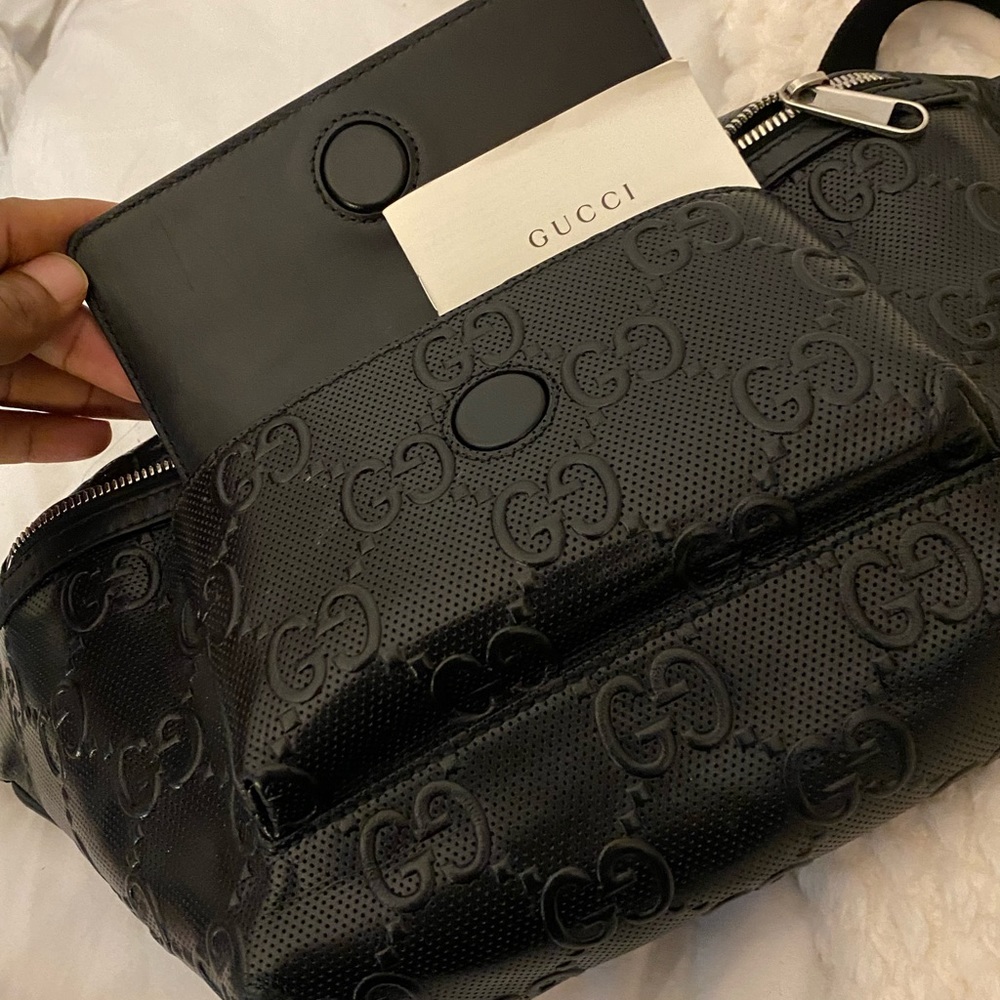 Black Gucci large Fanny pack mint condition
